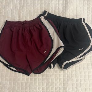 Set of 2 Nike shorts